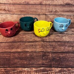 Vintage Dolce Vita Livingware Collection Smiley Face 3D  Nose Mugs Set of 4